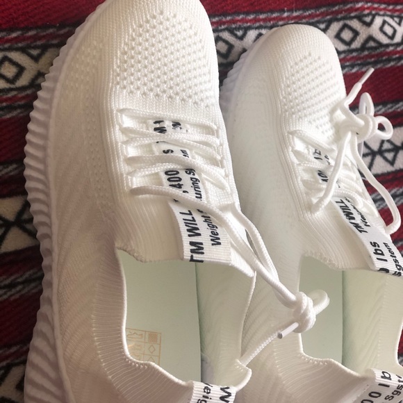 Shoes - Picture 3 of 7